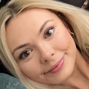 Meet your Posher, Katelyn